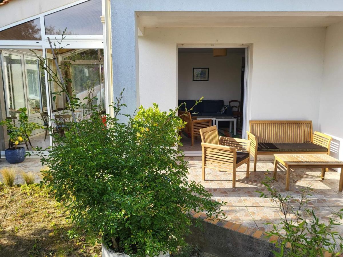 Appartement 3 Chambres 6 Pers Rez De Jardin 5Min Plage Quartier Du Phare Location Du Dimanche Au Dimanche En Juillet Et Aout La Tranche-sur-Mer Dış mekan fotoğraf